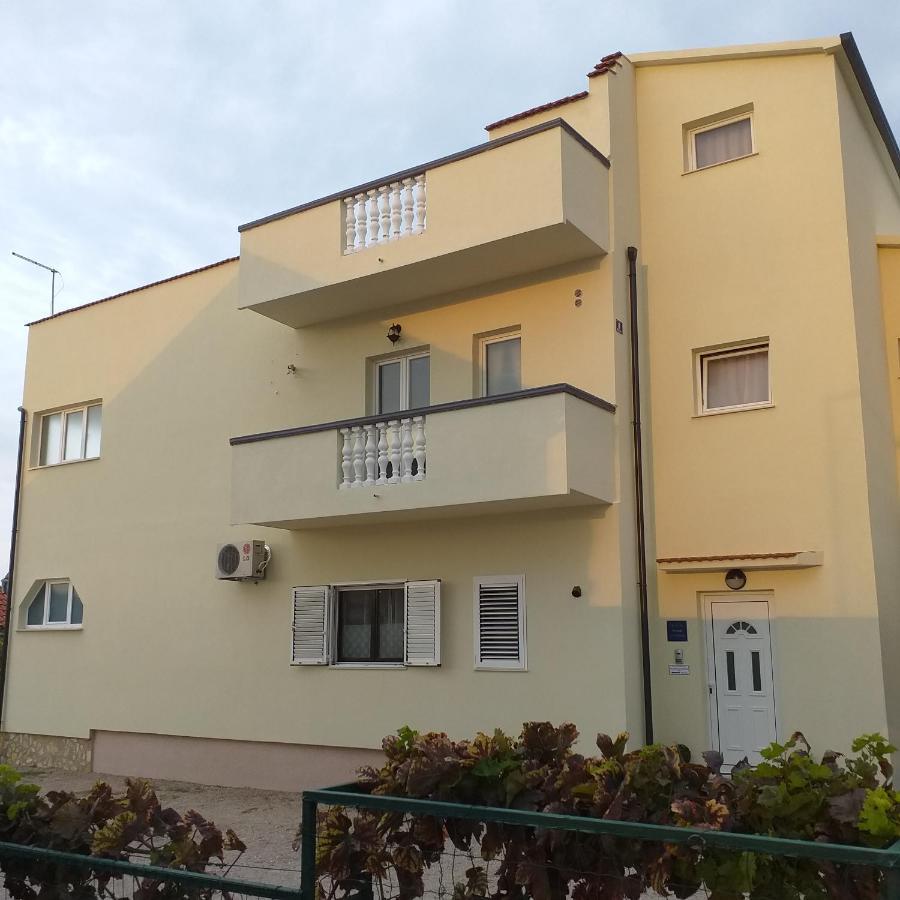 Apartments Mira Jadrtovac Esterno foto