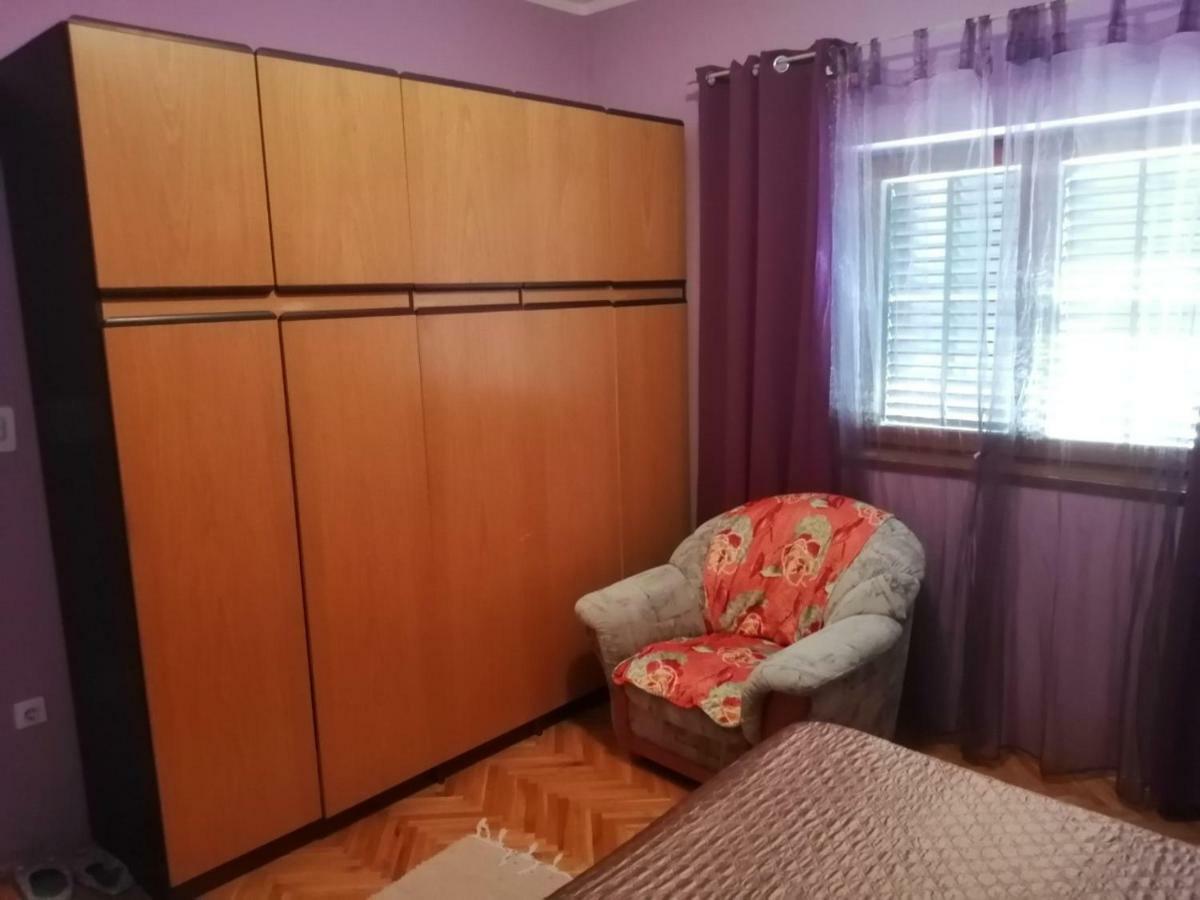 Apartments Mira Jadrtovac Esterno foto