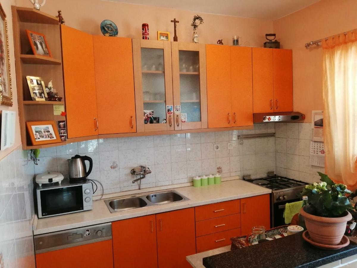 Apartments Mira Jadrtovac Esterno foto