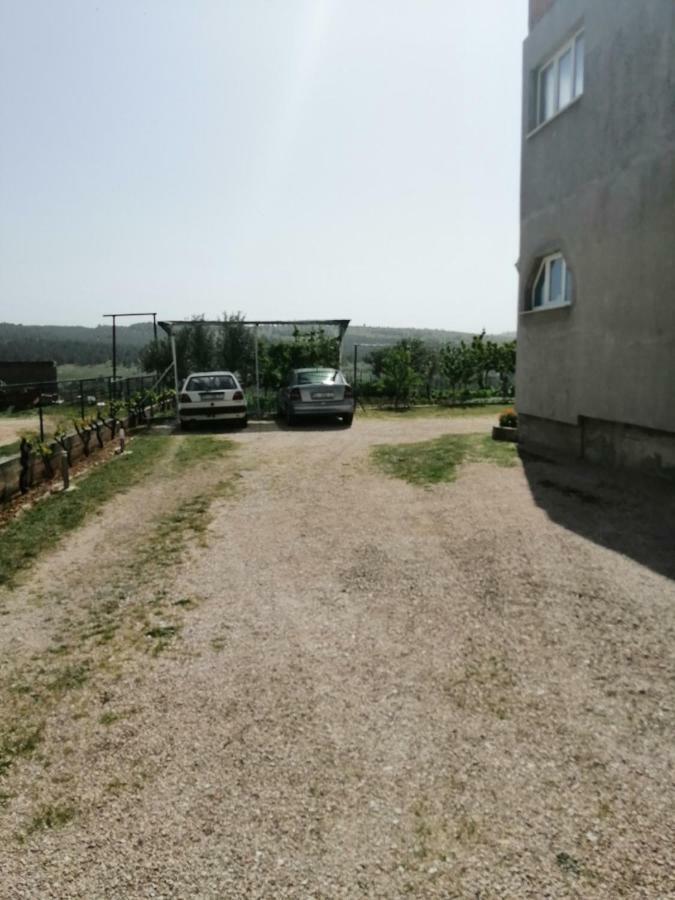 Apartments Mira Jadrtovac Esterno foto